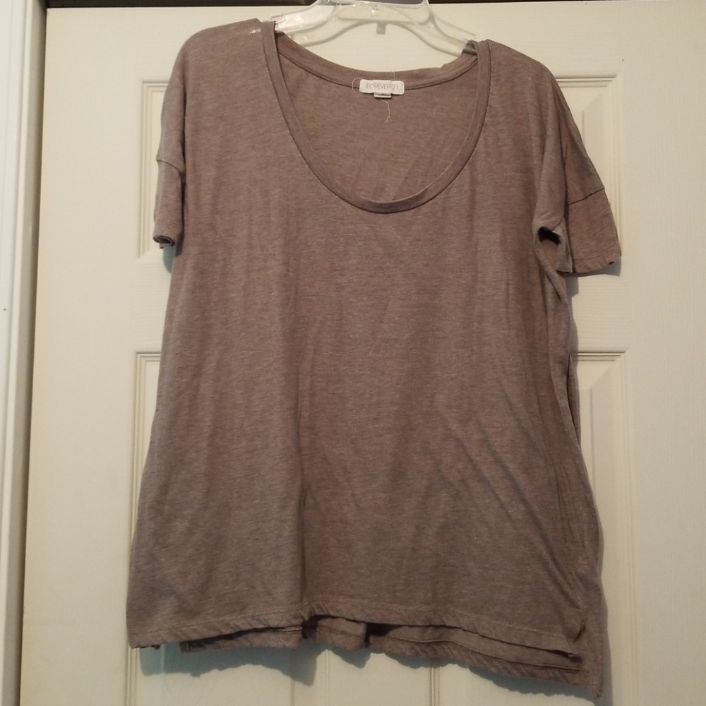 Forever 21 t-shirt